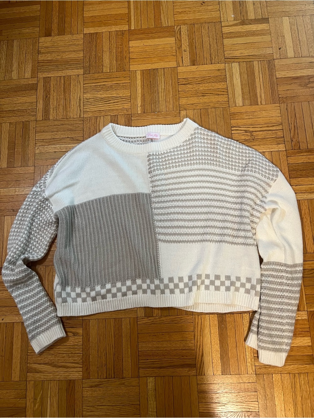 Pink Lily Cream & Light Gray Patchwork Knit Crewneck Sweater size large
